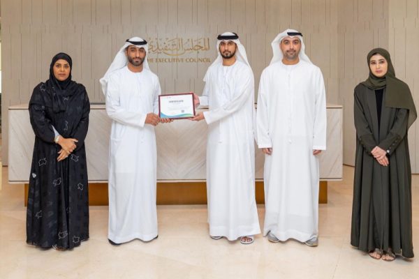 شركة “مورو” تشيد بالتزام الأمانة العامة للمجلس التنفيذي لإمارة دبي بالاستدامة وتمنحها الشهادة الخضراء