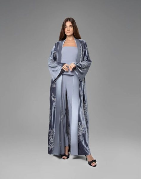 Customizing an abaya allows women to infuse personal style into a garment that balances tradition with individuality. In Dubai